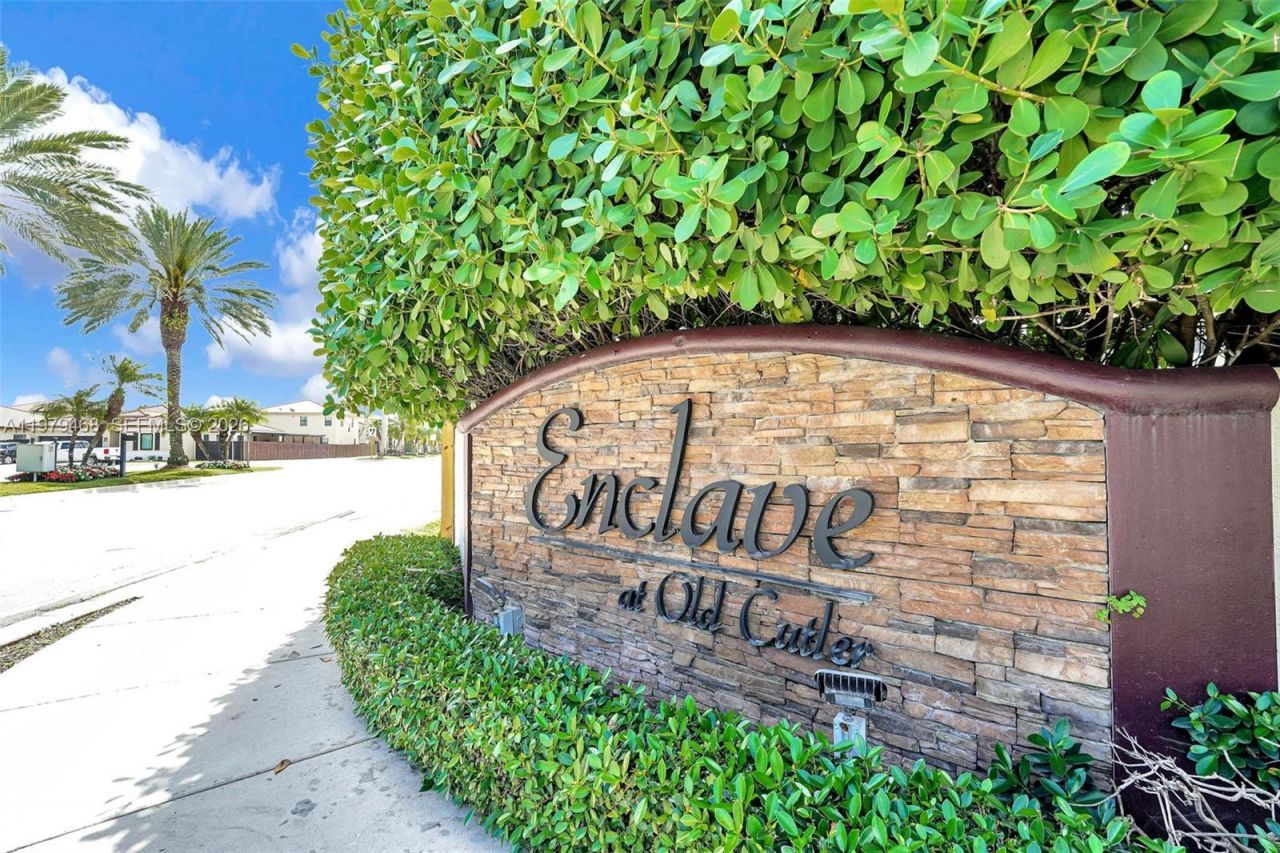 10031 SW 228th Ter , Miami, FL 33190 Photo