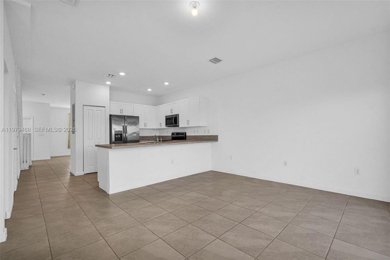 10031 SW 228th Ter , Miami, FL 33190 Photo