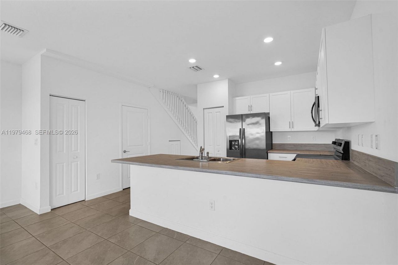 10031 SW 228th Ter , Miami, FL 33190 Photo