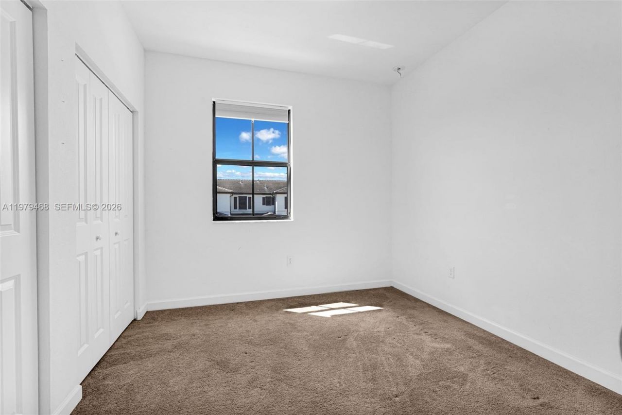 10031 SW 228th Ter , Miami, FL 33190 Photo