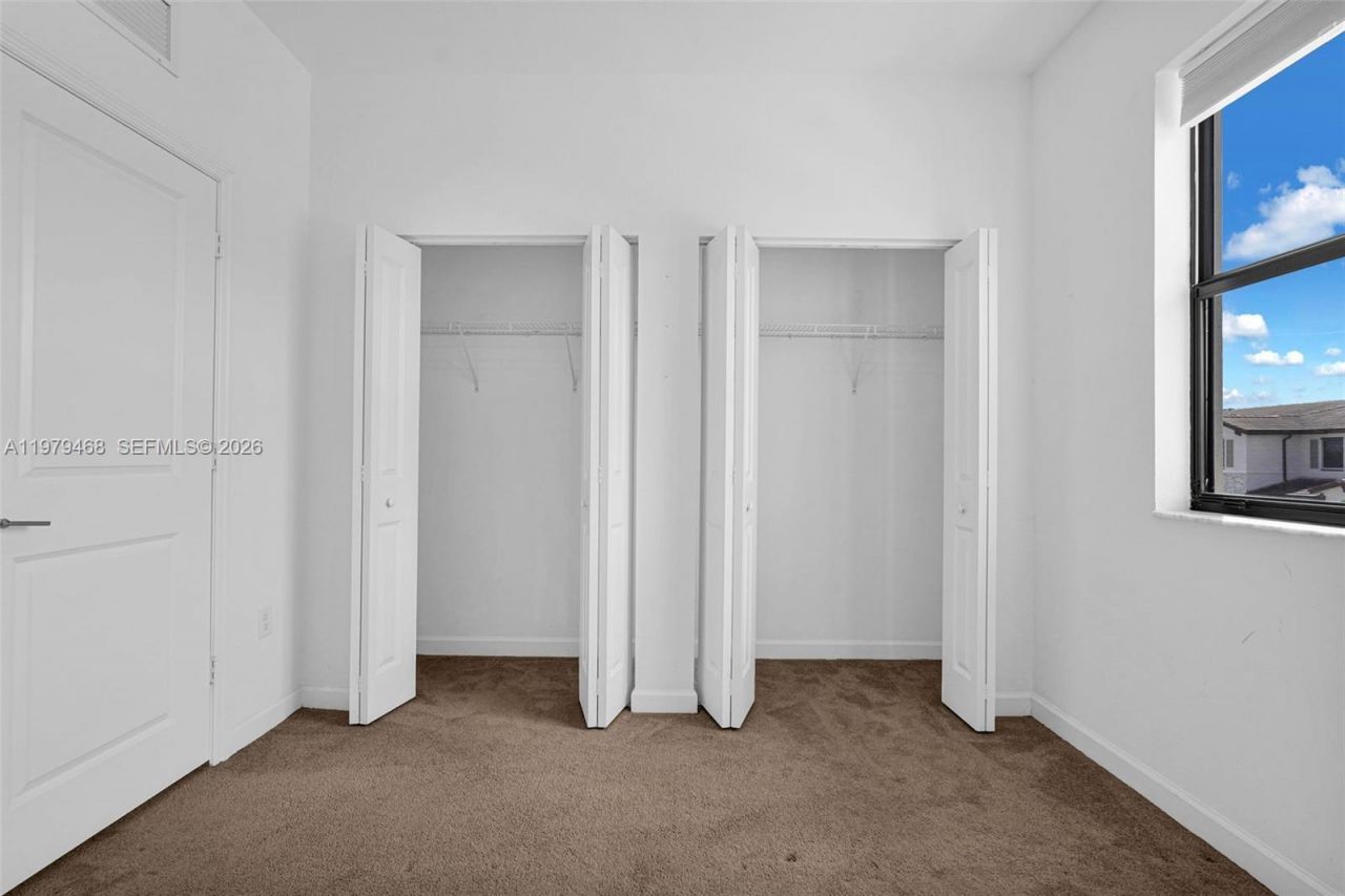 10031 SW 228th Ter , Miami, FL 33190 Photo