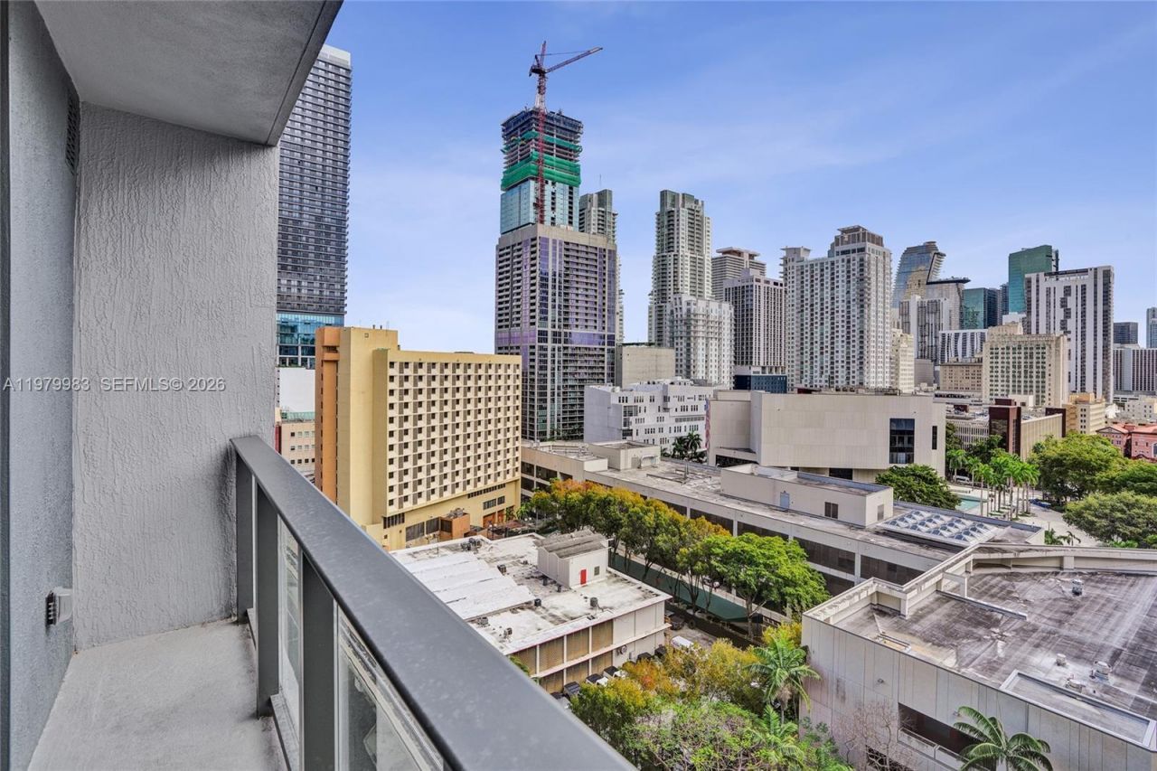 151 NE 5 , Unit 1404, Miami, FL 33132 Photo