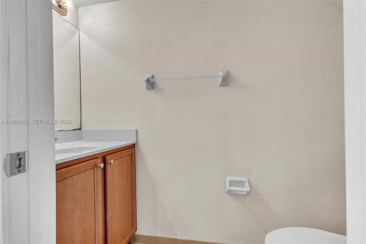 9011 SW 227th St, Unit 1, Cutler Bay, FL 33190 Photo