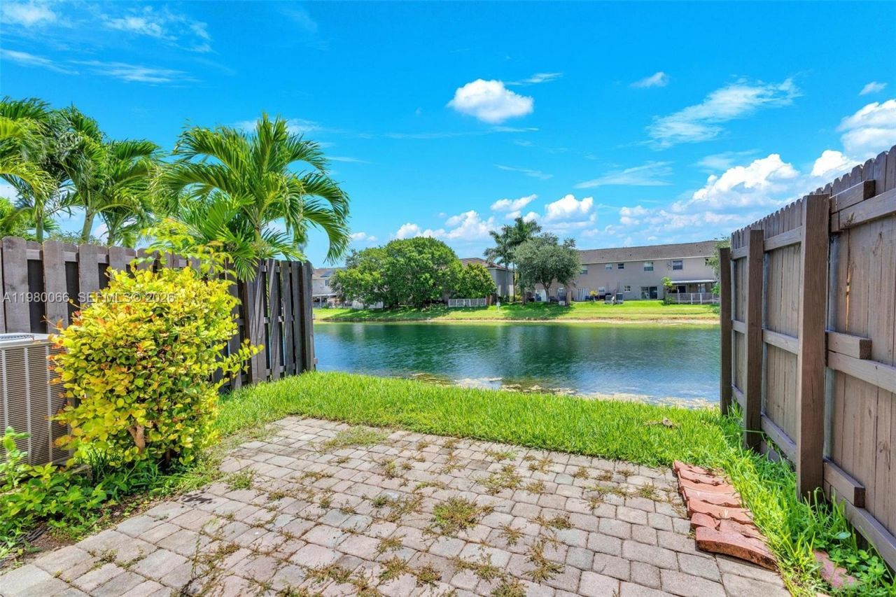 9011 SW 227th St, Unit 1, Cutler Bay, FL 33190 Photo