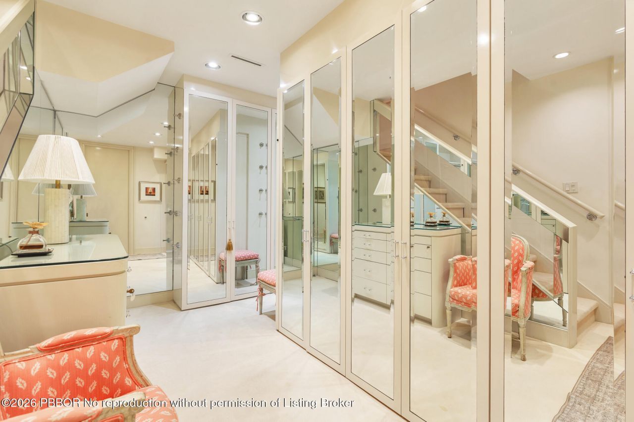 349 Chilean Avenue, Unit 349, Palm Beach, FL 33480 Photo