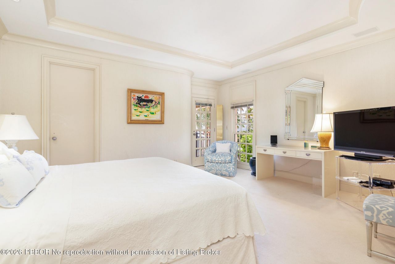 349 Chilean Avenue, Unit 349, Palm Beach, FL 33480 Photo