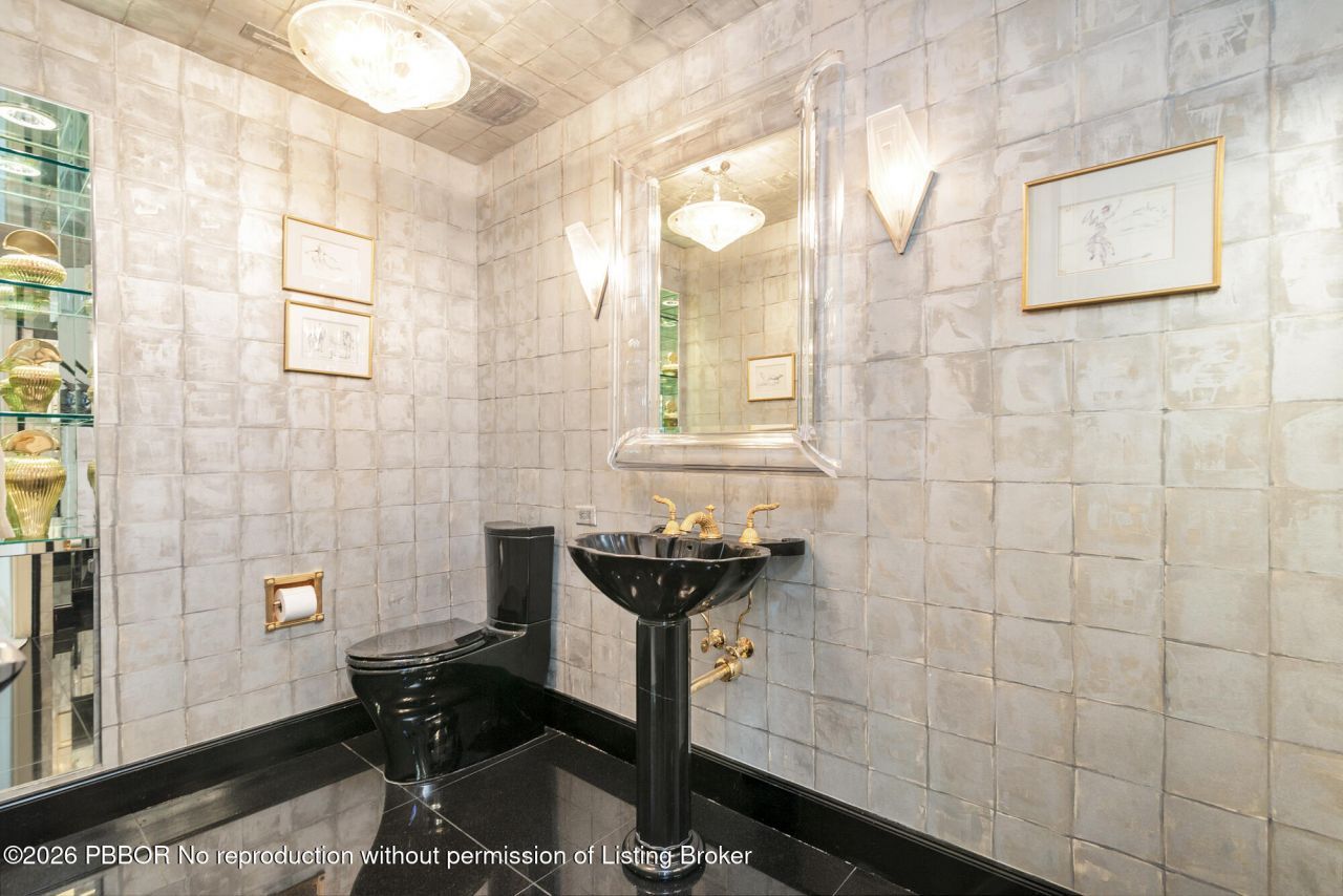 349 Chilean Avenue, Unit 349, Palm Beach, FL 33480 Photo