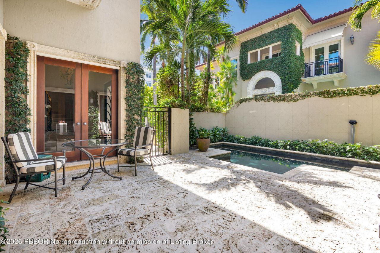 349 Chilean Avenue, Unit 349, Palm Beach, FL 33480 Photo