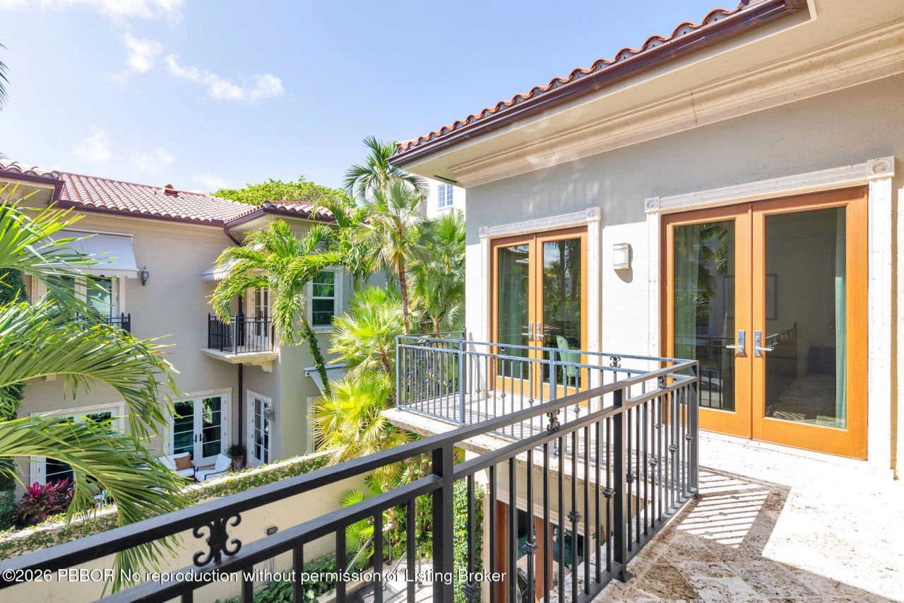 349 Chilean Avenue, Unit 349, Palm Beach, FL 33480 Photo