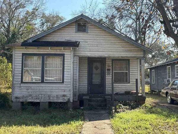 2779 Lecren Street, Mobile, AL 36607