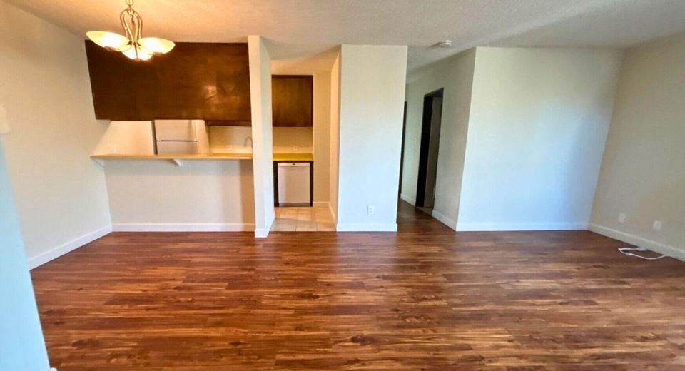 2450 Lymbery Street, Unit APT 305, Reno, NV 89509 Photo