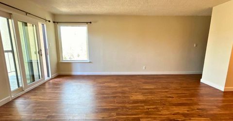 2450 Lymbery Street, Unit APT 305, Reno, NV 89509 Photo