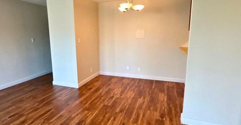 2450 Lymbery Street, Unit APT 305, Reno, NV 89509 Photo