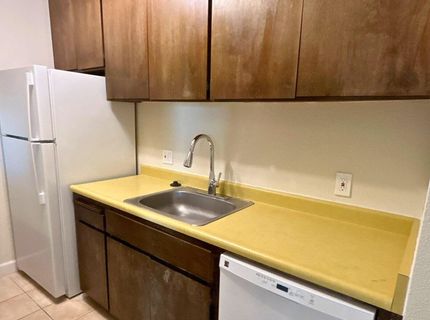 2450 Lymbery Street, Unit APT 305, Reno, NV 89509 Photo