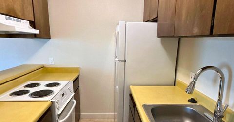 2450 Lymbery Street, Unit APT 305, Reno, NV 89509 Photo