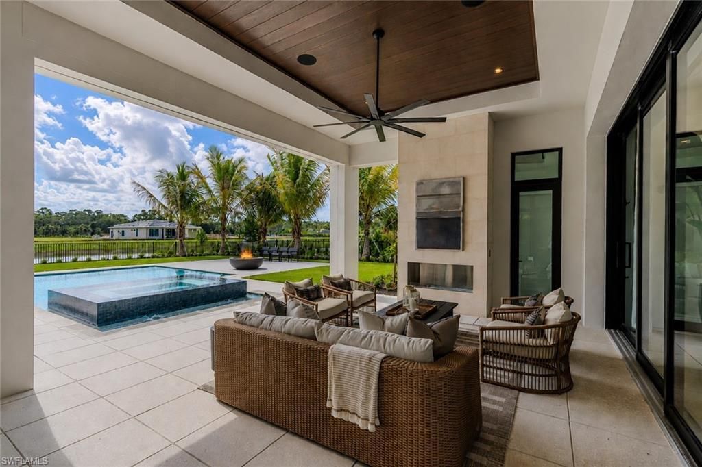 948 Chimney Rock Rd, Naples, FL 34120 Photo