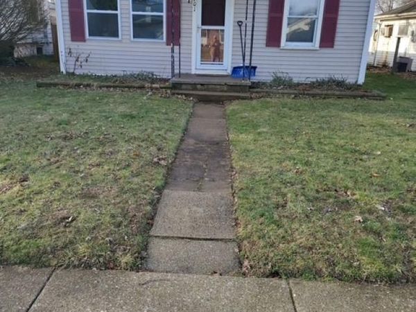 701 E Lowell Avenue, Mishawaka, IN 46545