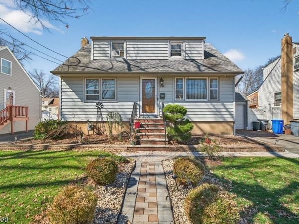 914 Inwood Pl, Rahway, NJ 07065