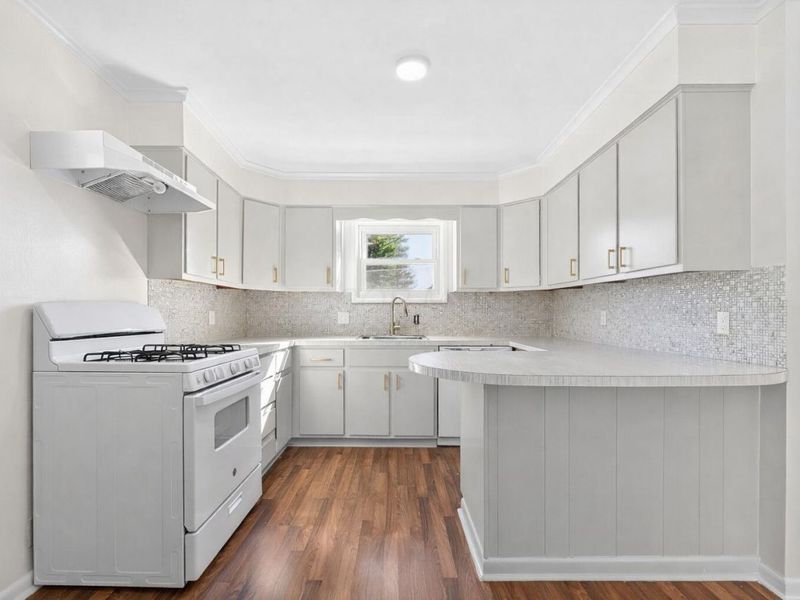 952 Minerva Avenue , Columbus, OH 43229 Photo 11