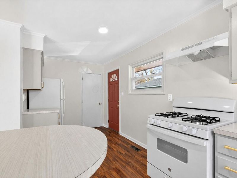 952 Minerva Avenue , Columbus, OH 43229 Photo 12