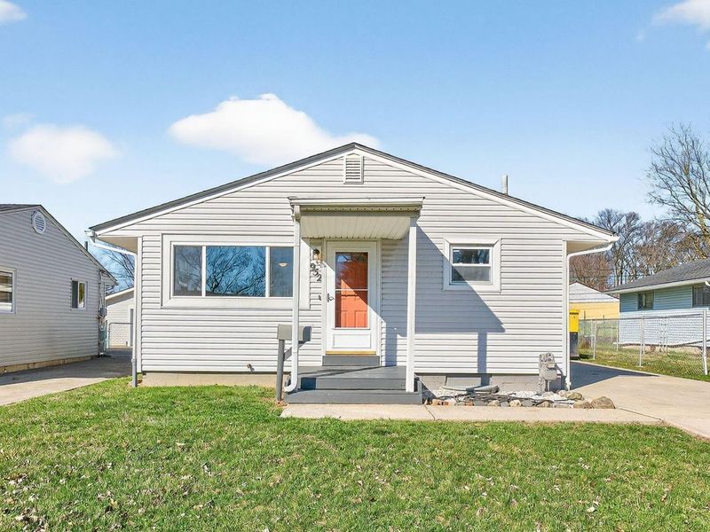 952 Minerva Avenue , Columbus, OH 43229 Photo 2