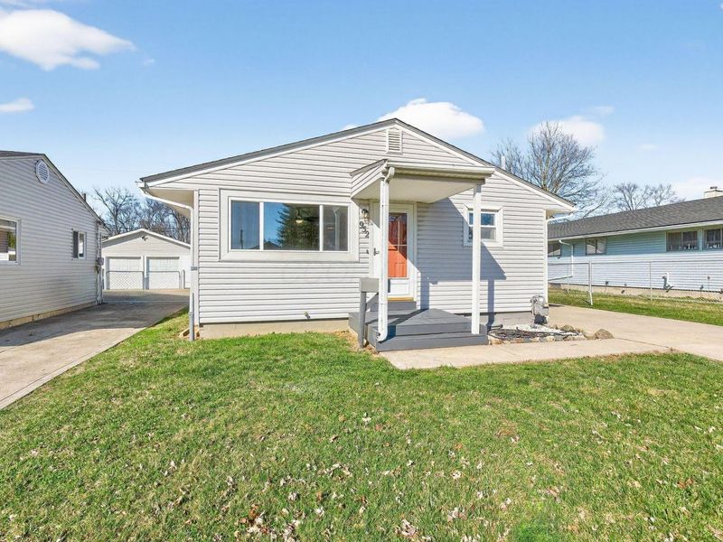 952 Minerva Avenue , Columbus, OH 43229 Photo 3