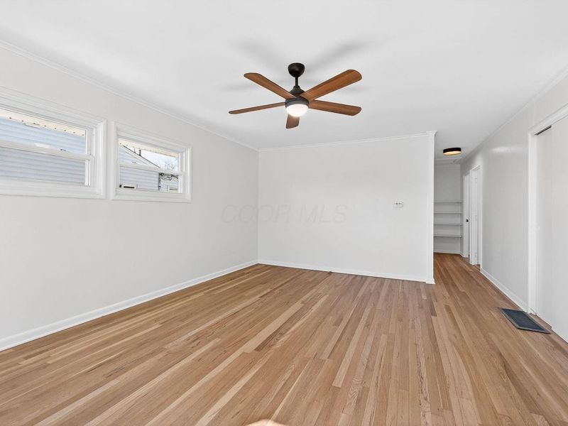 952 Minerva Avenue , Columbus, OH 43229 Photo 5