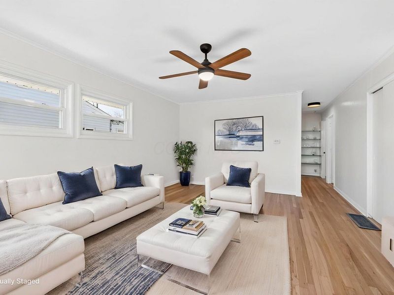 952 Minerva Avenue , Columbus, OH 43229 Photo 6