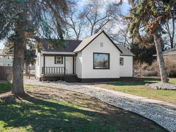 2218 E 4th Ave, Spokane, WA 99202