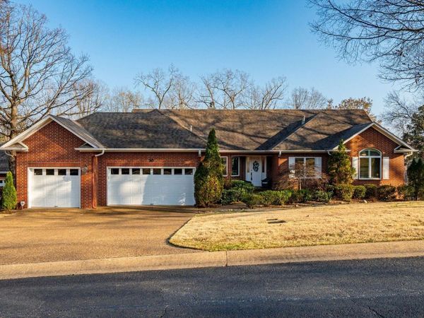 30 STONEGATE SHORES Drive, Hot Springs, AR 71913