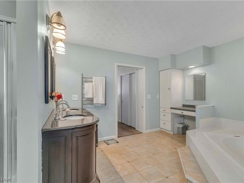 5265 Lisa Way , North Ridgeville, OH 44039 Photo 18