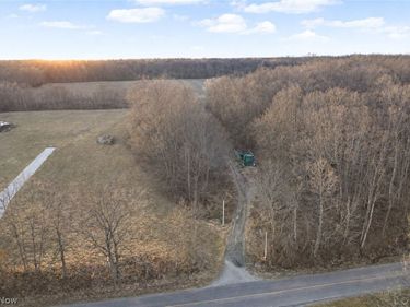 Wayland Road, Diamond, OH 44412