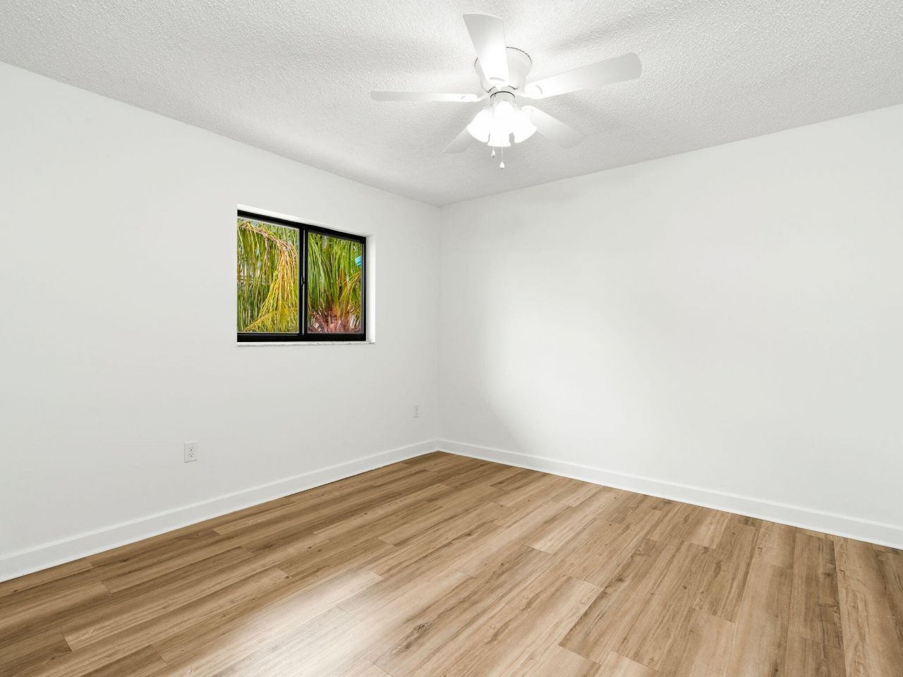 125 Dove Lake Drive, Tavernier, FL 33070 Photo