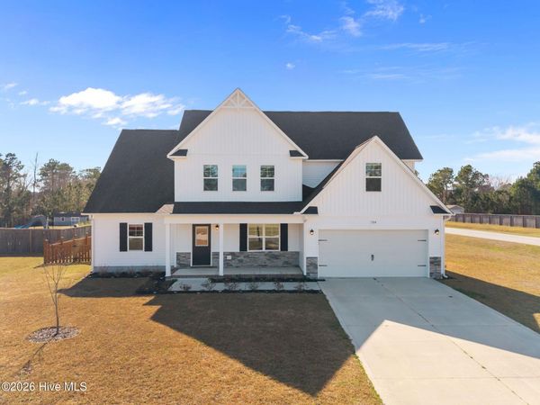 704 Peyton'S Lake Lane , Hubert, NC 28539