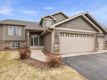 1017 4th Street N, Sartell, MN 56377