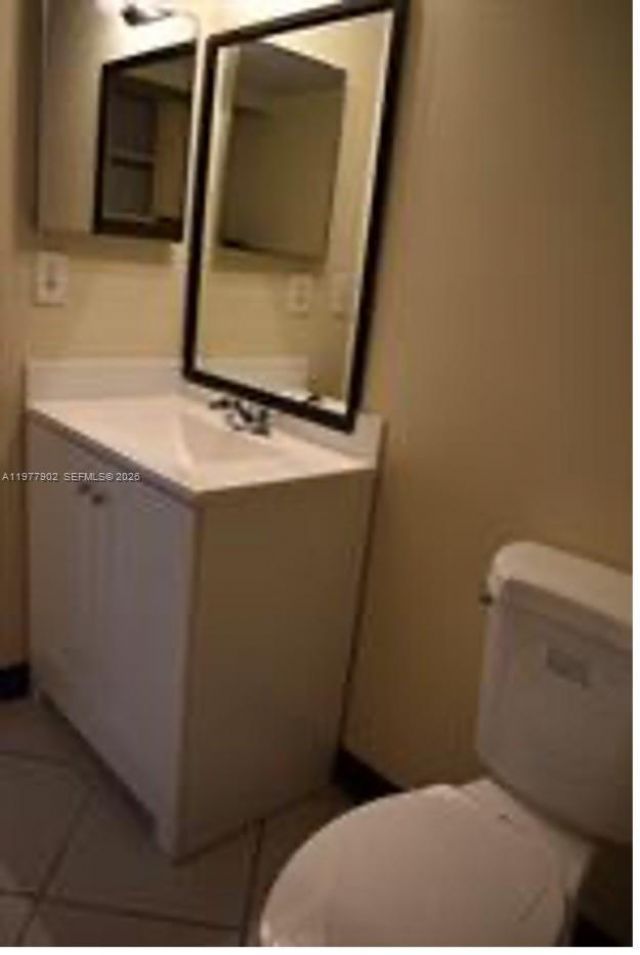 8392 S Coral Cir , Unit 8392, North Lauderdale, FL 33068 Photo