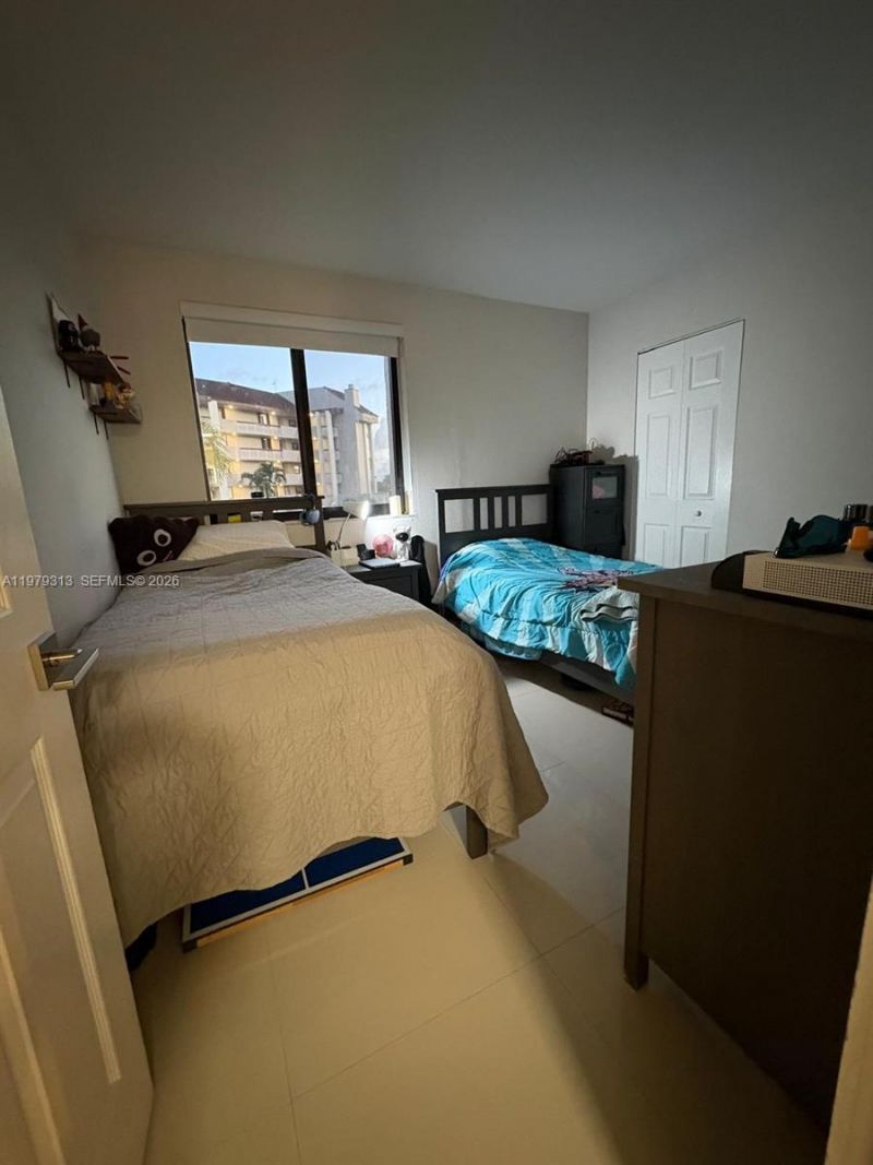 10280 NW 9th St Cir , Unit 202, Miami, FL 33172 Photo