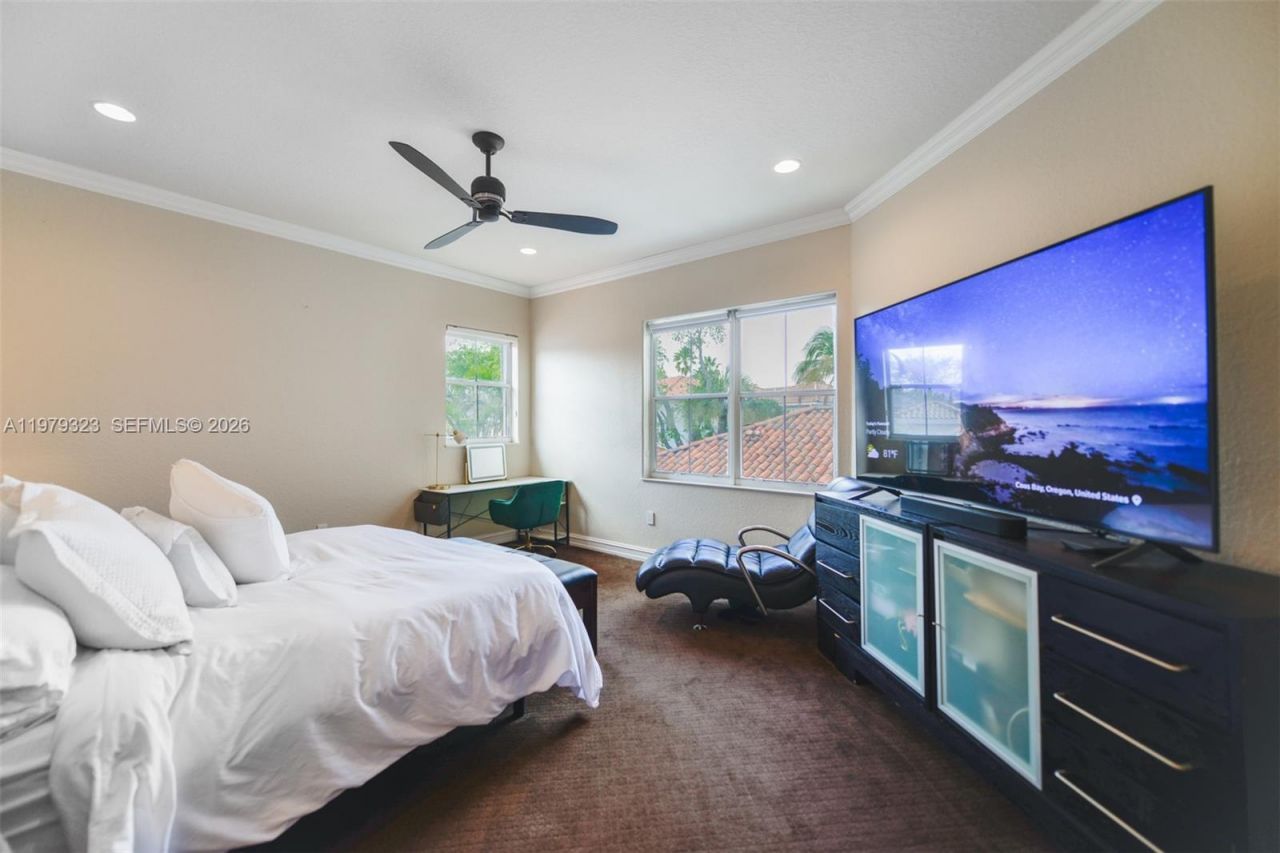 1448 Mariner Way , Hollywood, FL 33019 Photo