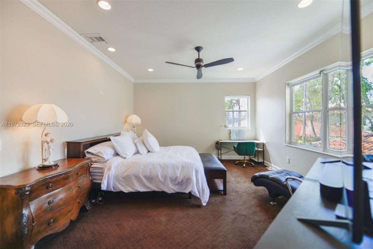 1448 Mariner Way , Hollywood, FL 33019 Photo