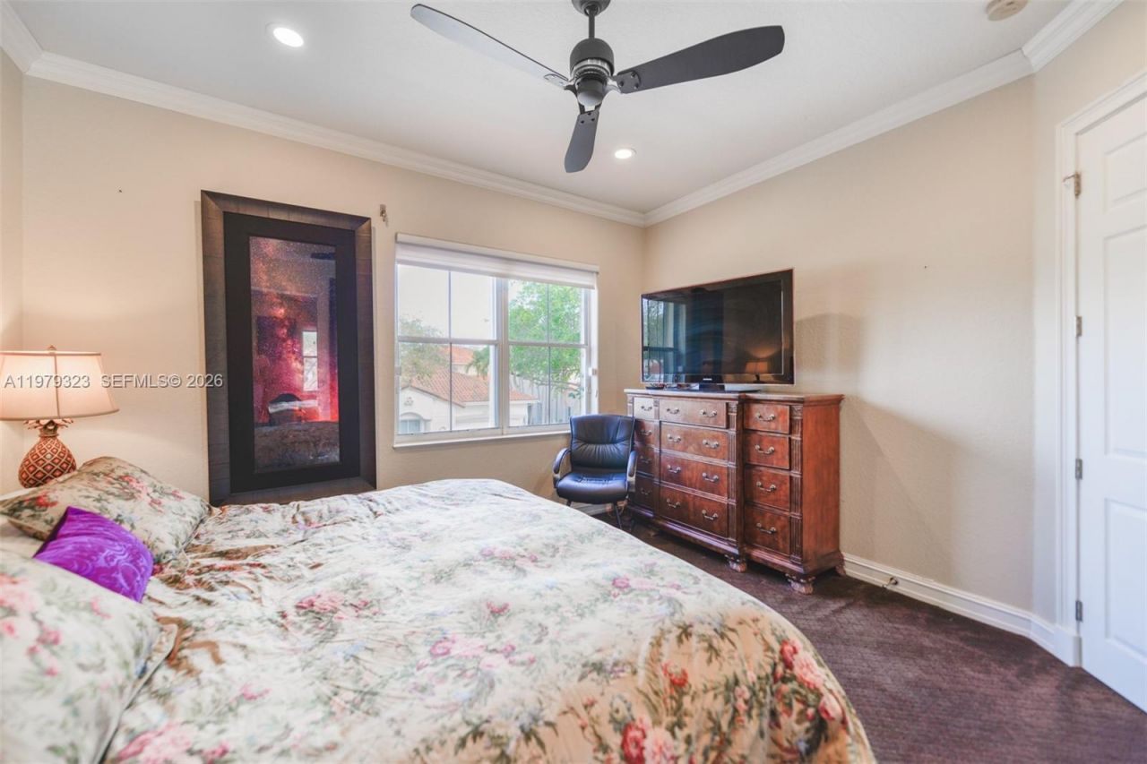 1448 Mariner Way , Hollywood, FL 33019 Photo