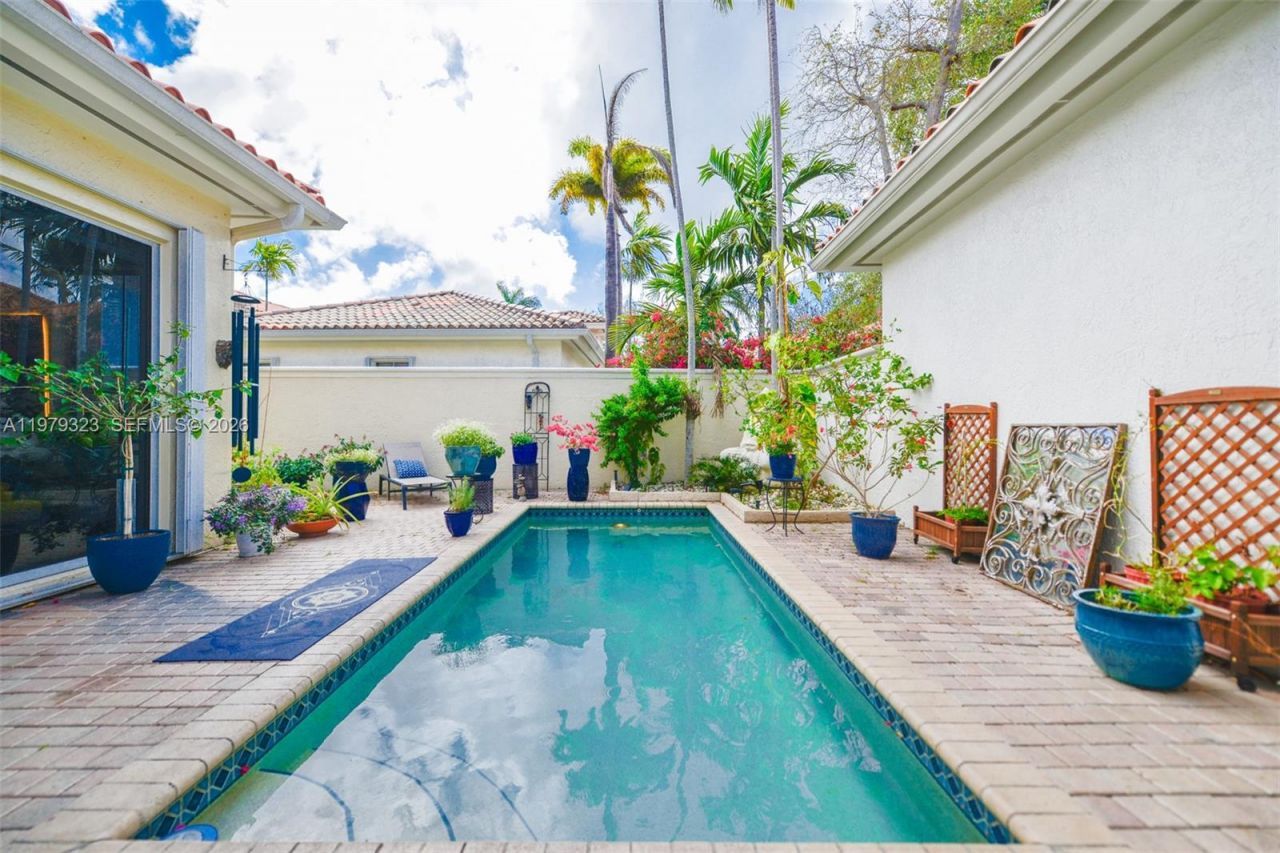 1448 Mariner Way , Hollywood, FL 33019 Photo