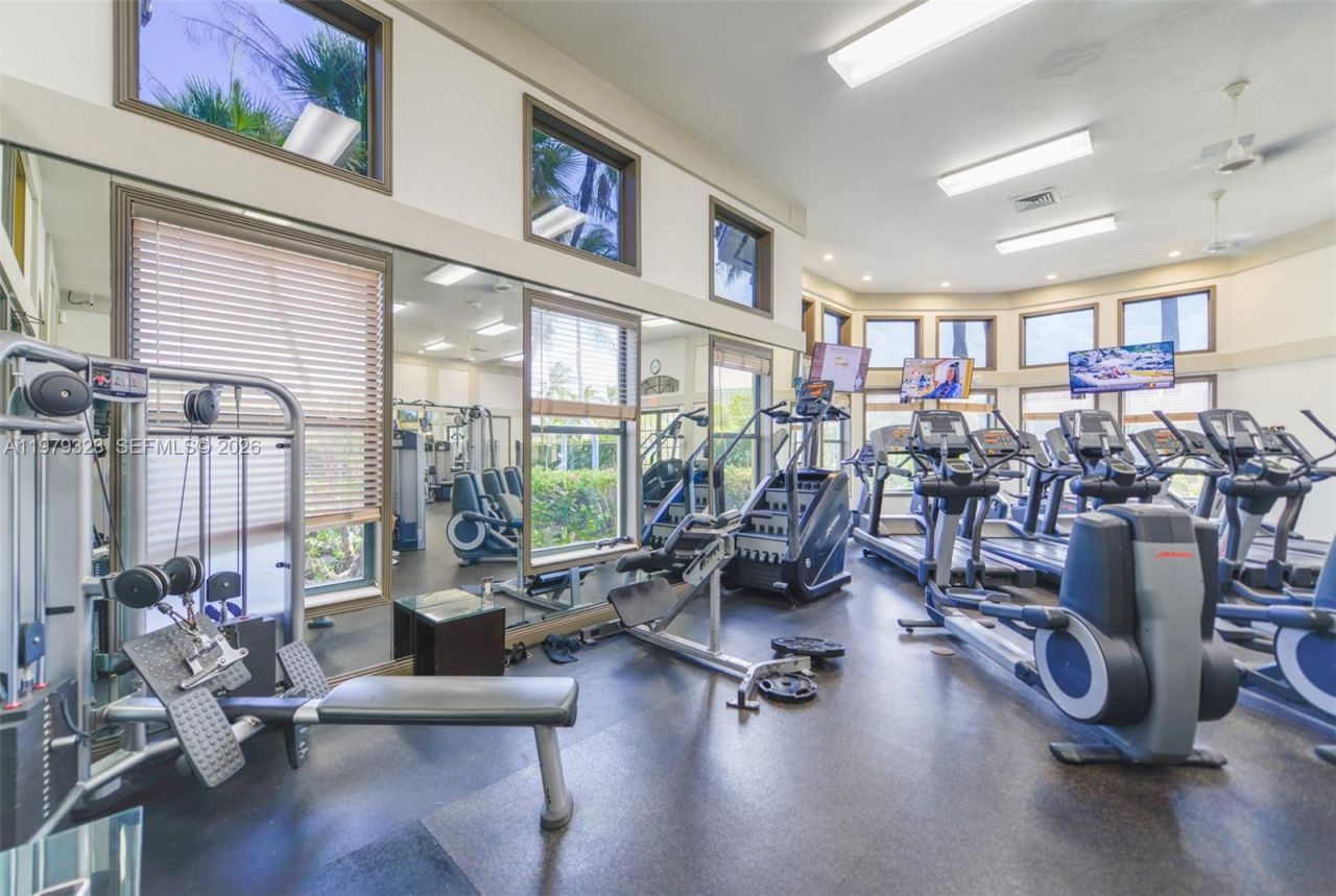 1448 Mariner Way , Hollywood, FL 33019 Photo