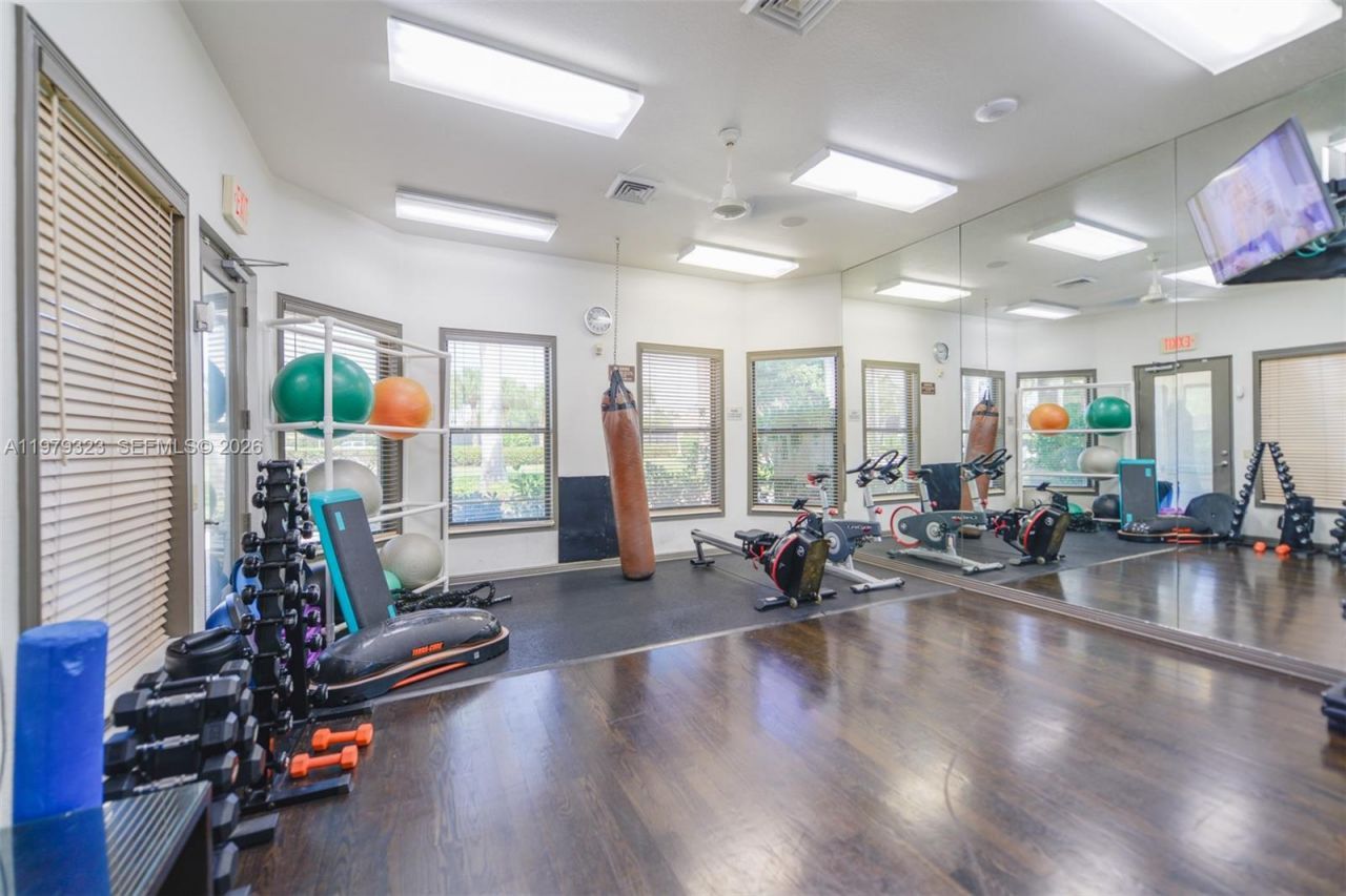 1448 Mariner Way , Hollywood, FL 33019 Photo