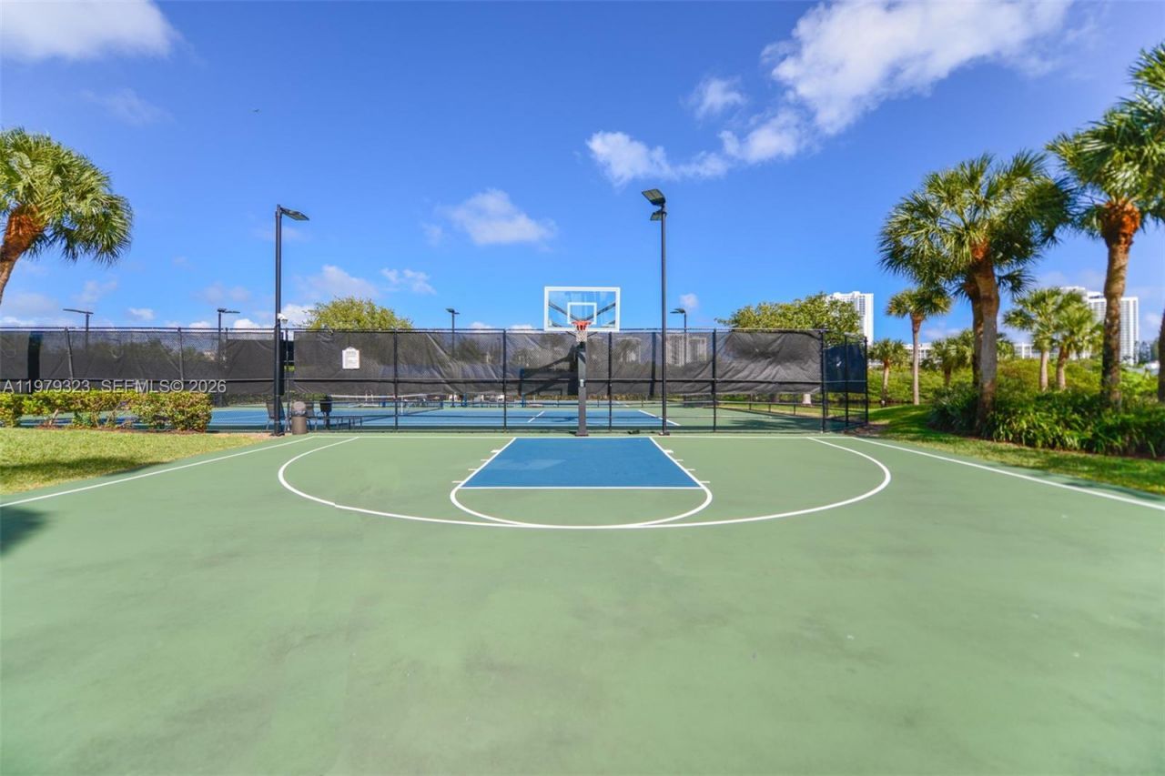 1448 Mariner Way , Hollywood, FL 33019 Photo