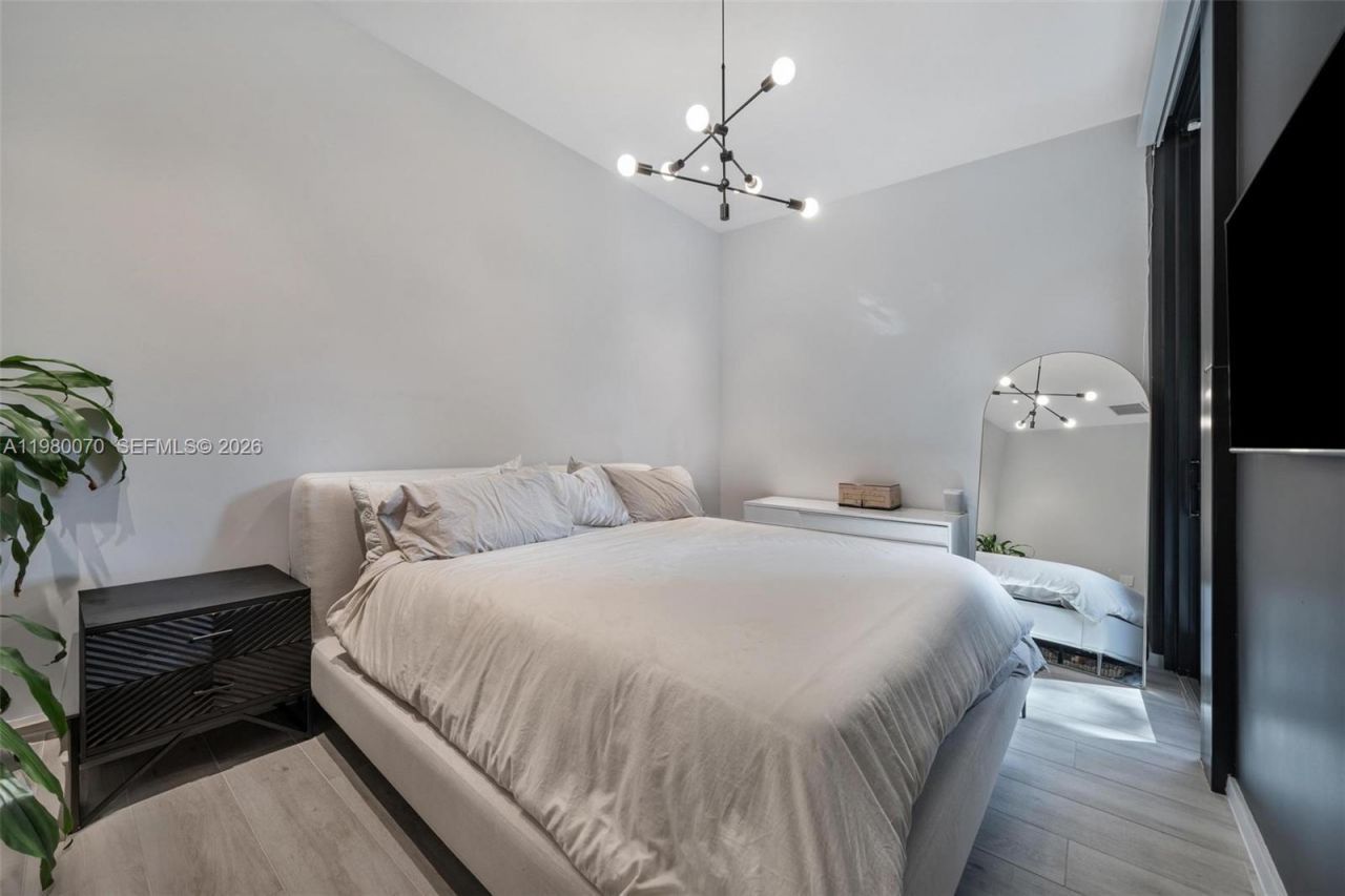 3156 SW 27th Ave, Unit 101, Miami, FL 33133 Photo