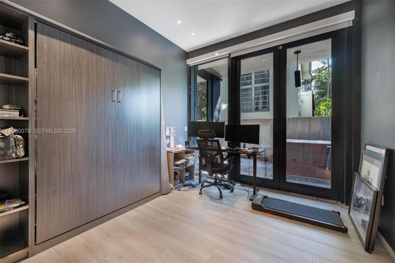 3156 SW 27th Ave, Unit 101, Miami, FL 33133 Photo