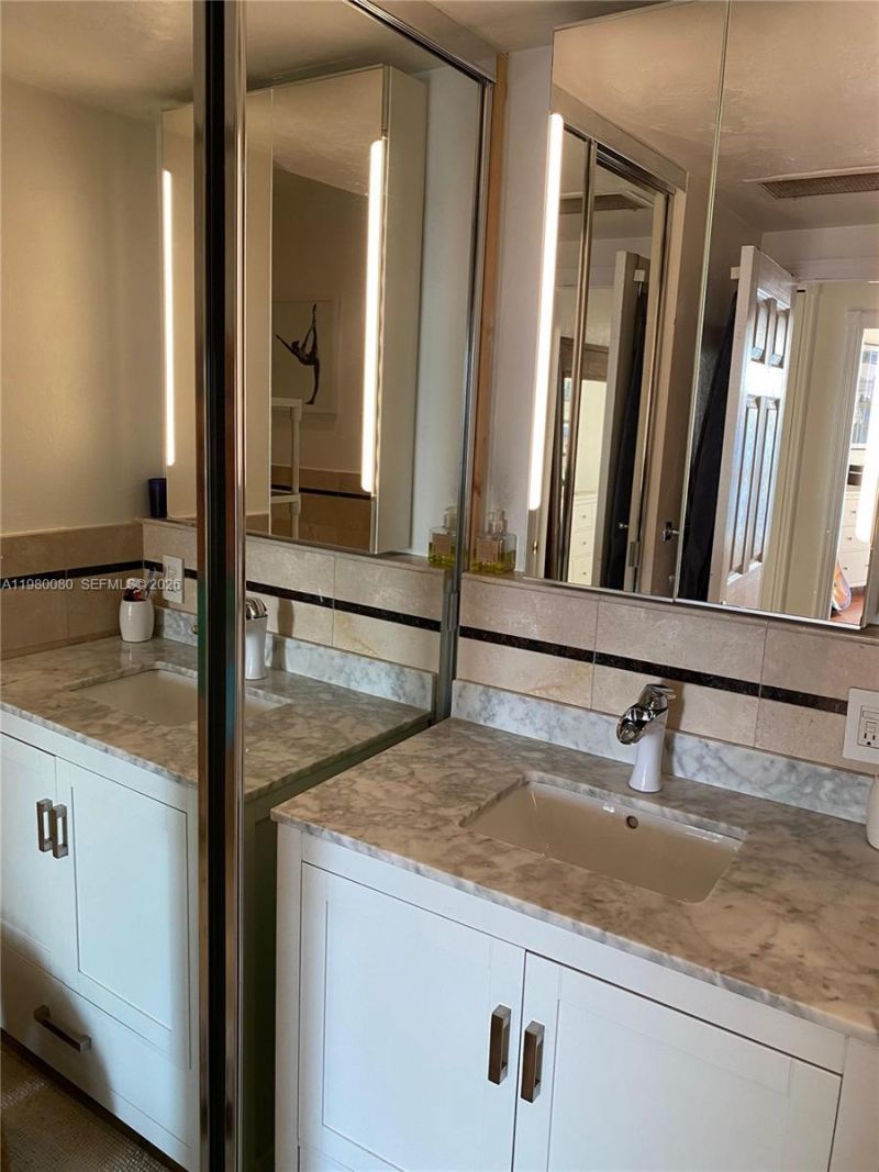 2451 Brickell Ave, Unit 11F, Miami, FL 33129 Photo