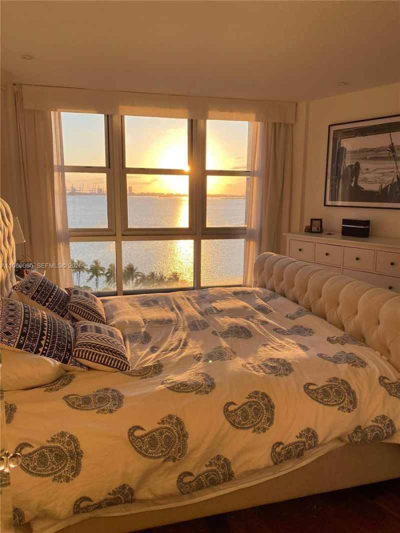 2451 Brickell Ave, Unit 11F, Miami, FL 33129 Photo