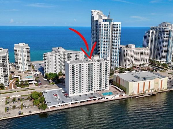 3000 S Ocean Dr, Unit 206, Hollywood, FL 33019