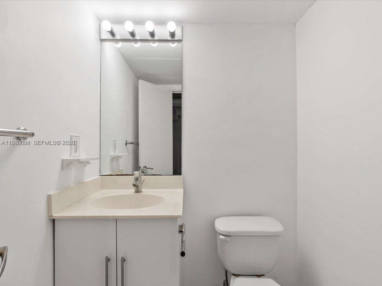 3000 S Ocean Dr, Unit 206, Hollywood, FL 33019 Photo